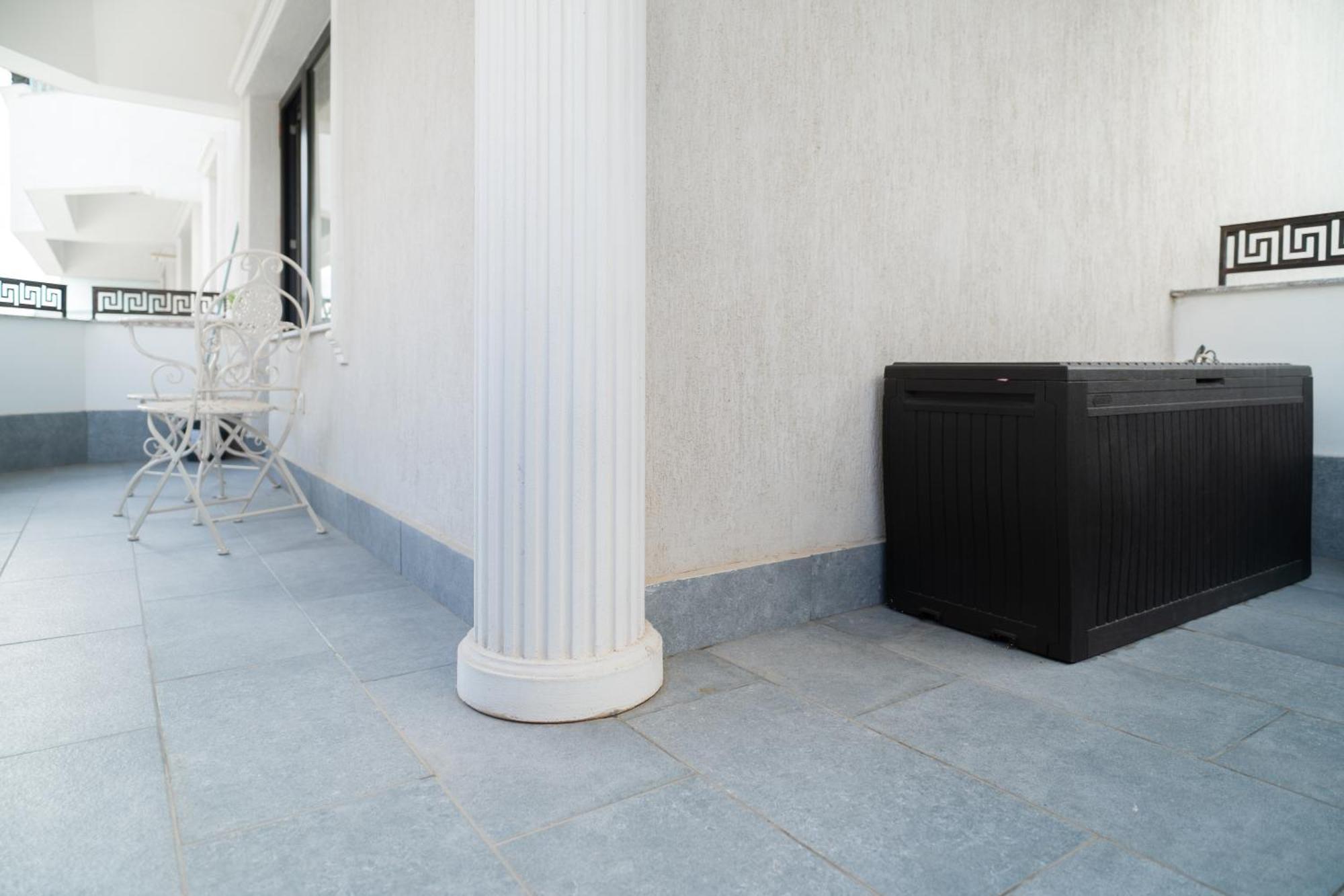 White Platan Apartment Iasi Exterior foto